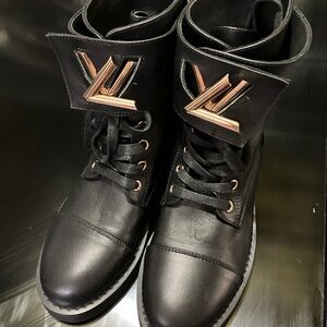 Louis Vuitton Black Leather Interior